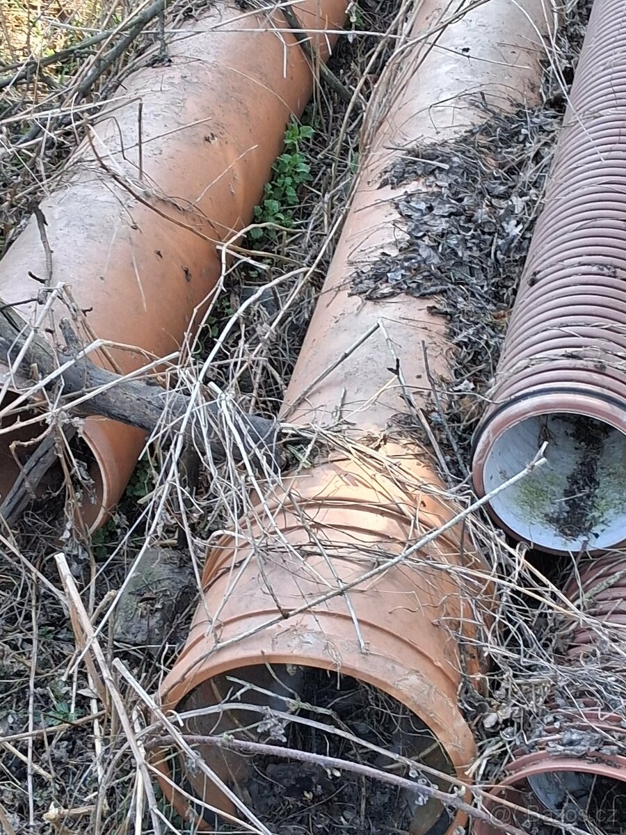 Kanalizační trubky - 2