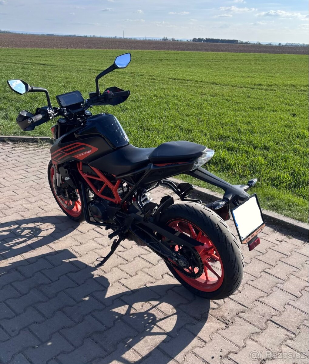 KTM Duke 125 Akrapovič - 2