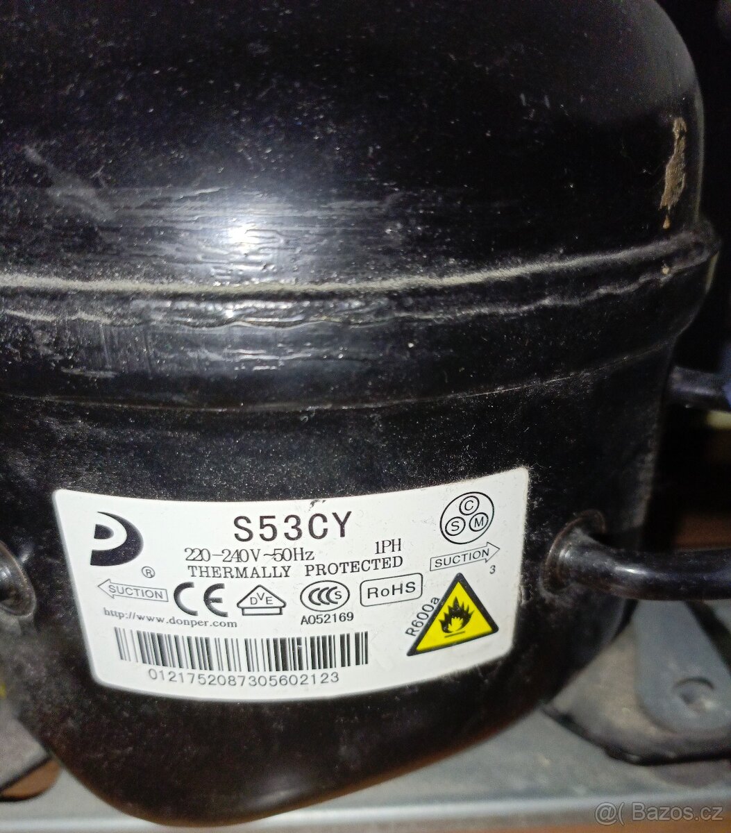 Lednice ECG s mrazicím prostorem - 2