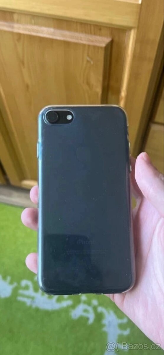 IPHONE 7 32GB Černý - 2
