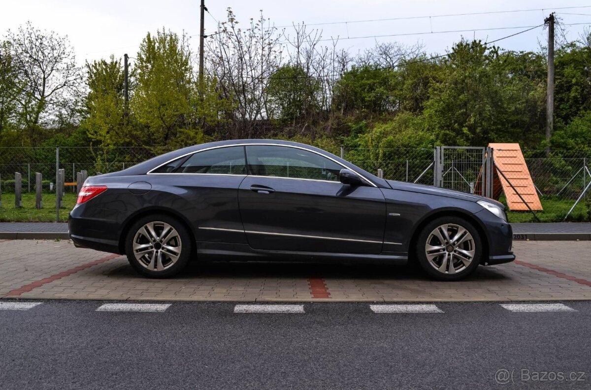 Mercedes Benz E 350 CGI coupe - 2