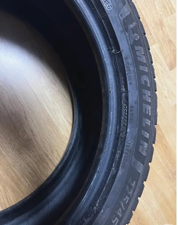 Pneumatka Michelin CrossClimate 3, 225/45R17 - 2