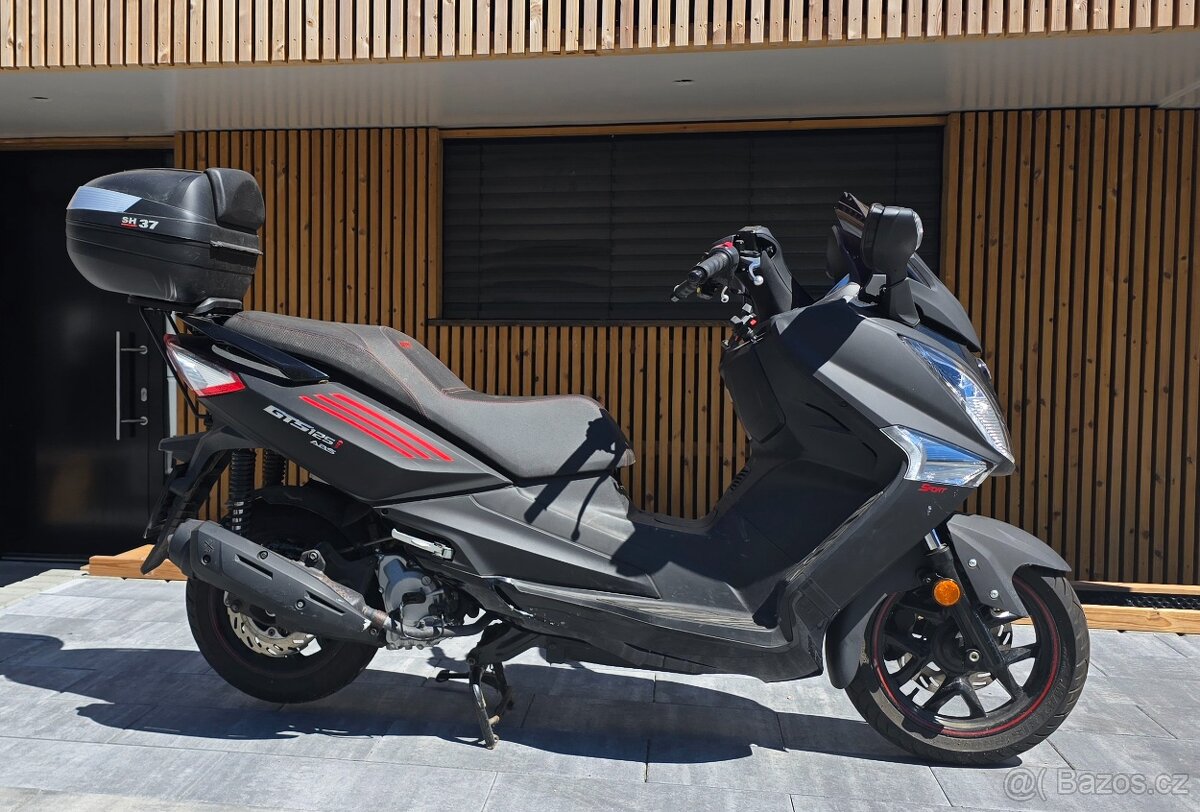 Skůtr SYM, GTS 125i, - 2