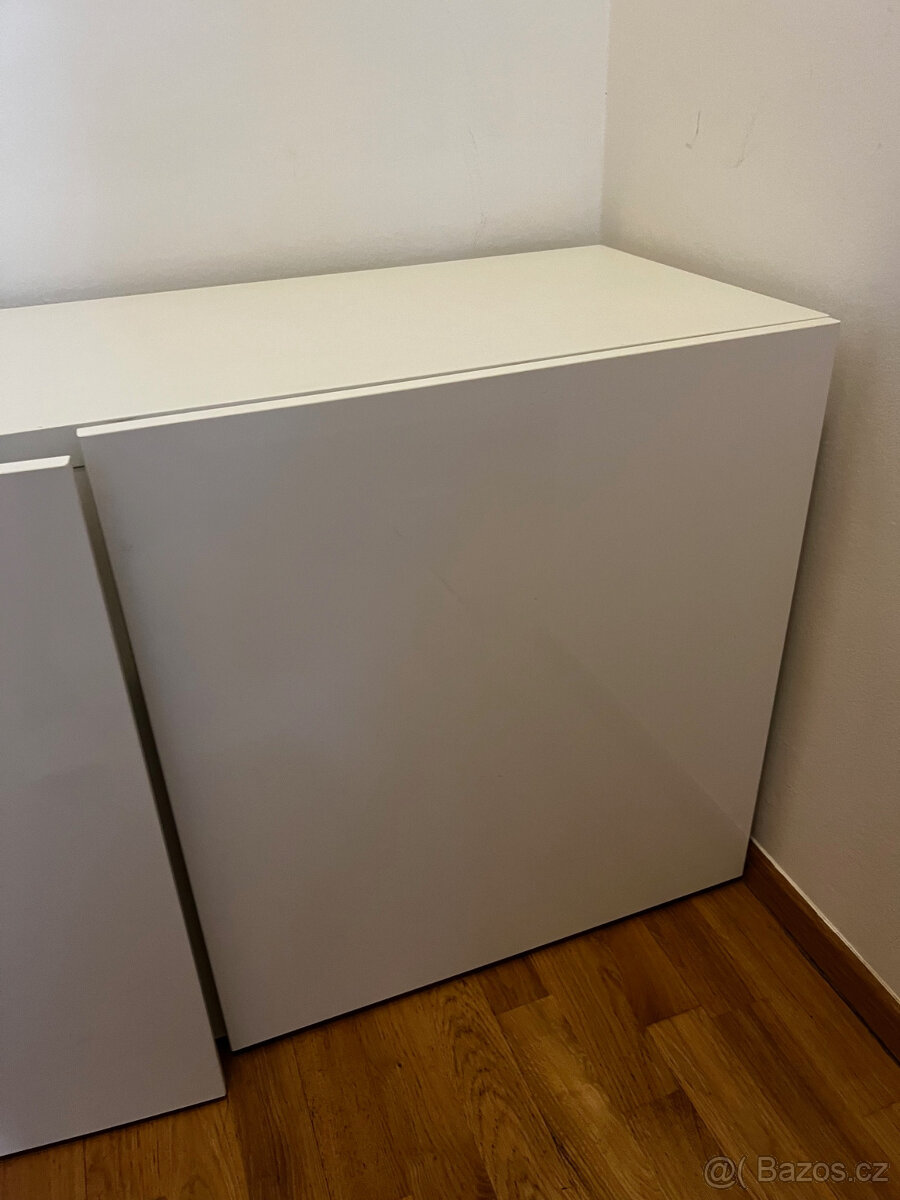 IKEA BESTÅ + Bílá/Selsviken lesklá dvířka - 2