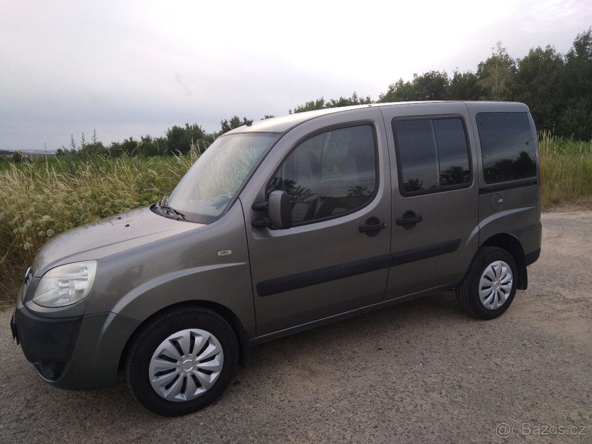 Fiat Doblo 1.4 benzín 106 000km - 2