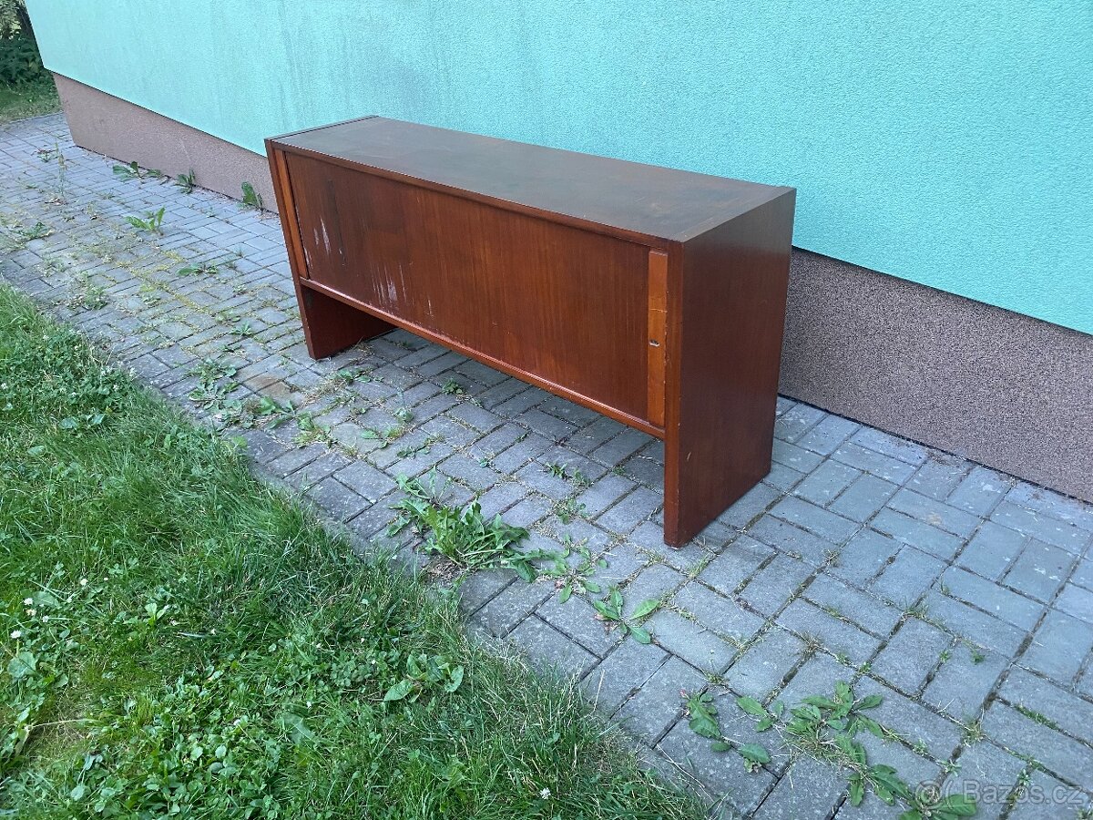 Retro lamelová komoda - 2
