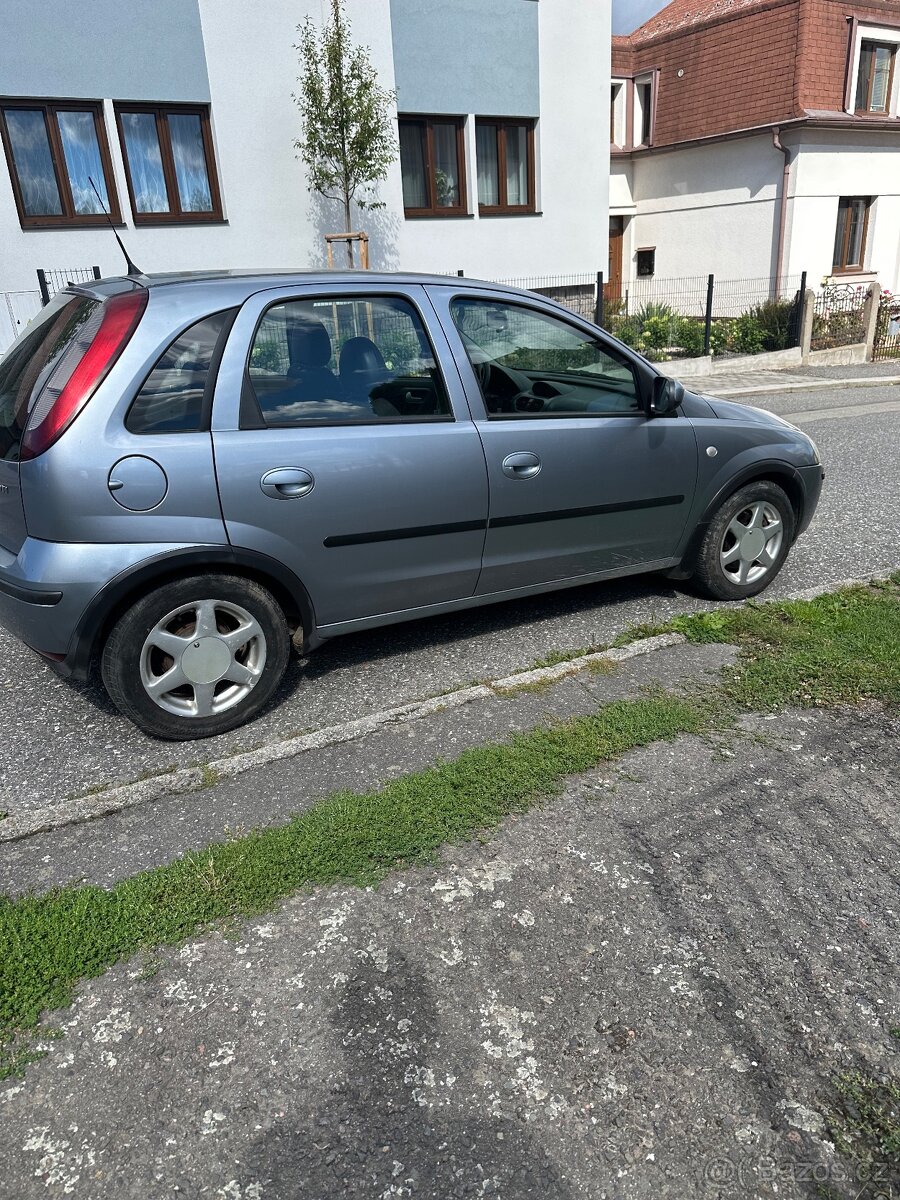 Opel Corsa 1.3CDTi - 2