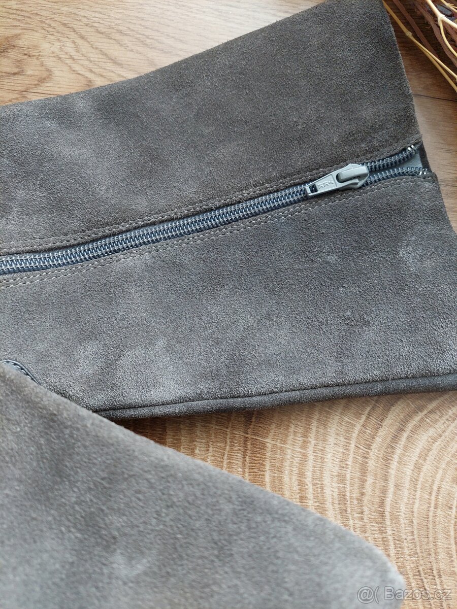 Vel. 39 Clarks kožené kozačky - 2