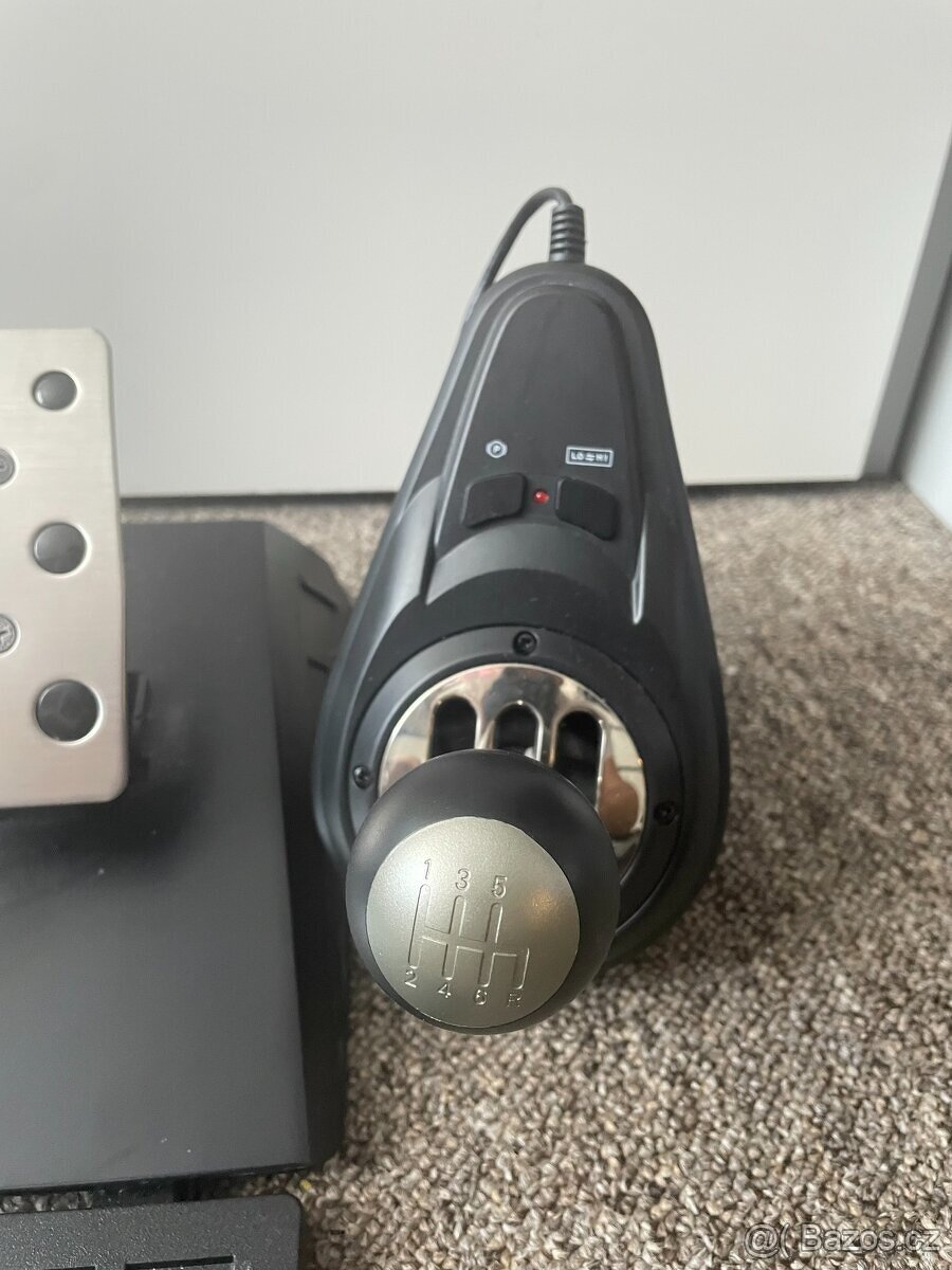 Herní volant Genius GX Gaming SpeedMaster X5 FF - 2