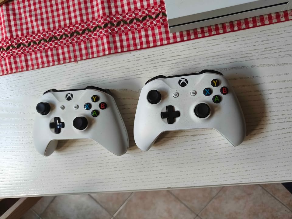 Xbox One s 1tb - 2