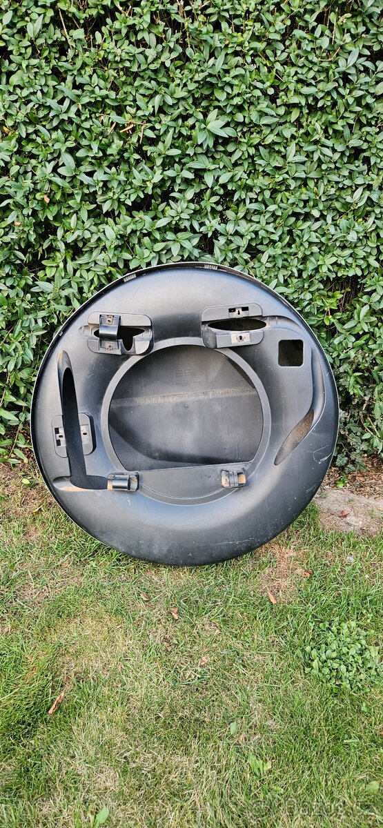 Toyota LC 100, 200 - kryt rezervy - 2