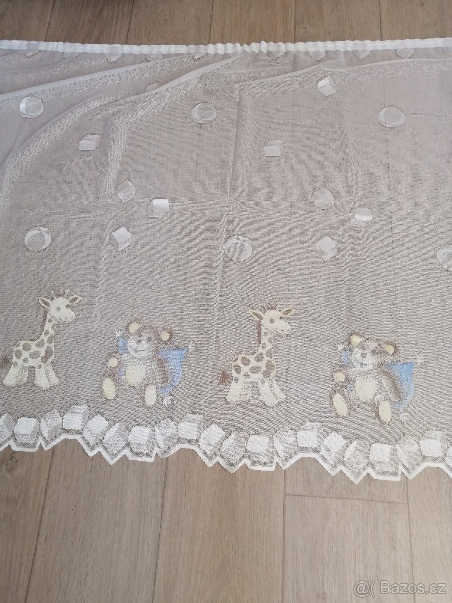 Dětská záclona medvídci a žirafy - 2