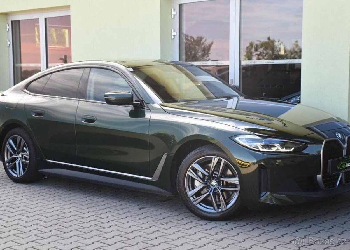 BMW i4 eDrive40 HUD 4L-ZÁRUKA SoH 99% - 2