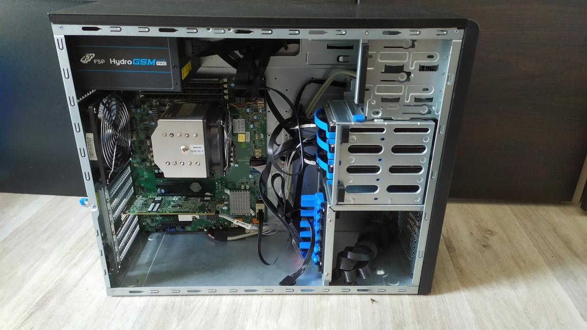 Server SUPERMICRO - 2