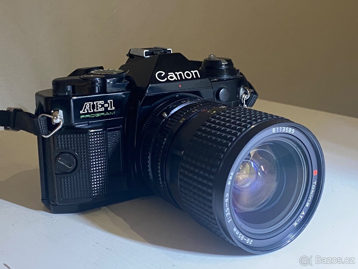 Canon AE-1 Program + Tokina AT-X 28-80mm f3,5-4,5 - 2