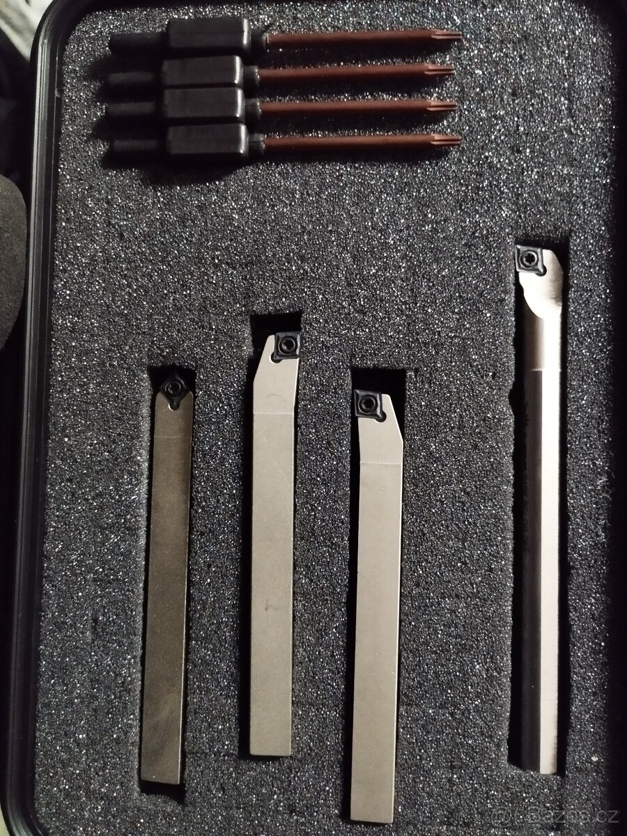 Prodám sadu nožů na soustruh - 2