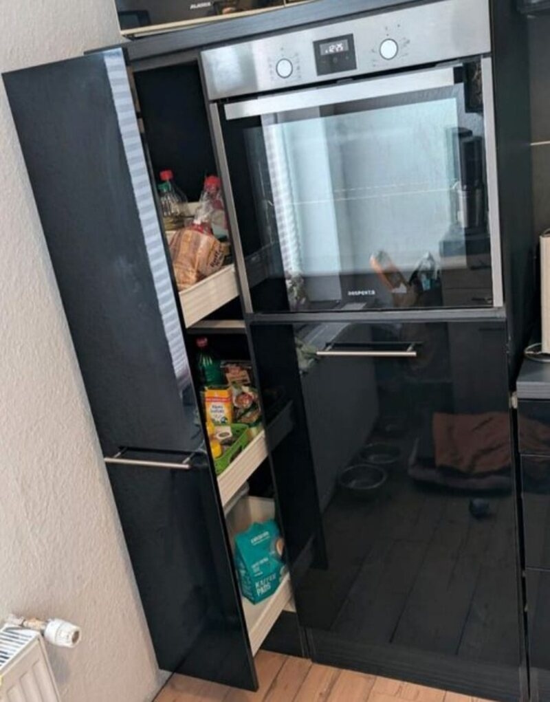 Moderní černá lesklá linka se spotřebiči,5804 - 2