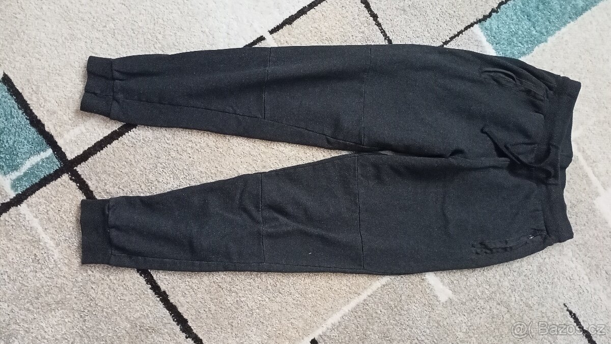 pánské tepláky vel.M, 2 kapsy na zip - 2