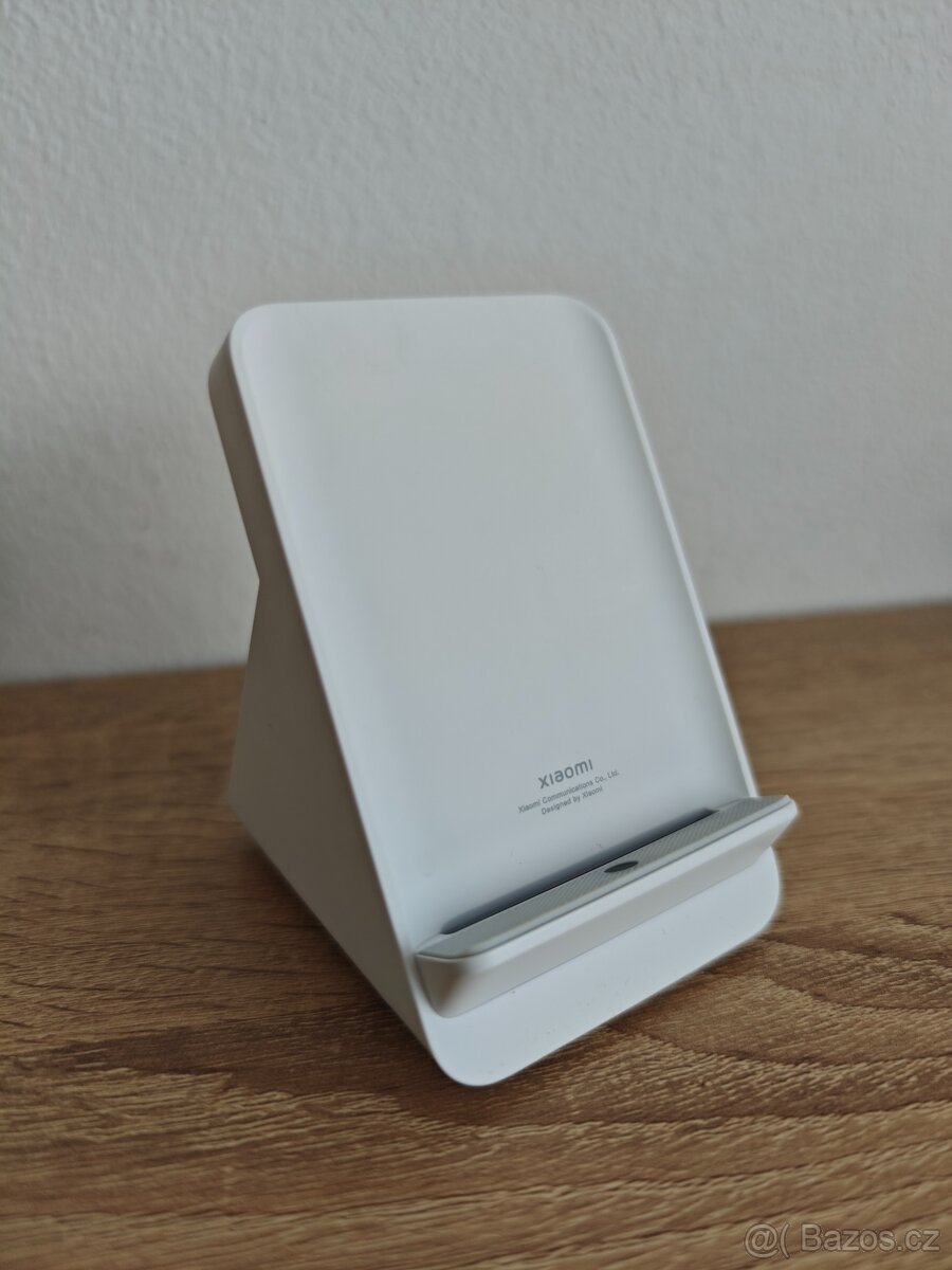 Xiaomi 80W Adaptive Wireless Charging Stand - 2