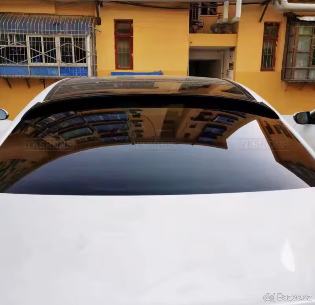 Mercedes W205 křídlo C 63 AMG a stříška - 2