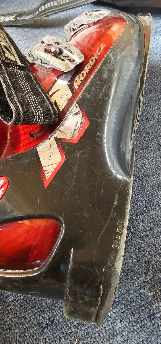 Lyže a boty vel.45 - 2