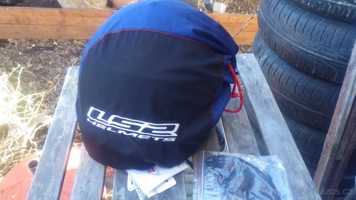 Nová vyklápěcí helma LS2 - 2