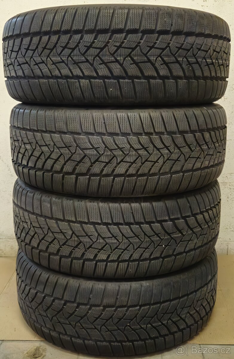 Zimní pneumatiky 7mm Dunlop 255/50 R20 A004 - 2