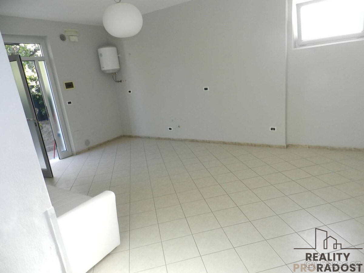 Prodej bytu 2+kk 58 m², via Filomena,Montesilvano, Itálie - 2