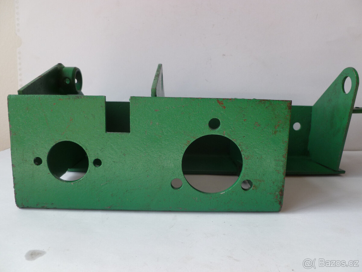 Konzole pedálů na MULTICAR 22 - 2