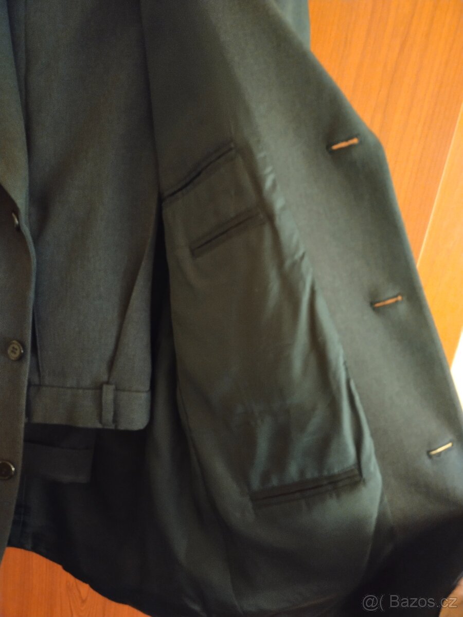 Pánský oblek, sako, kalhoty, velikost 48. Značka RIMA. - 2