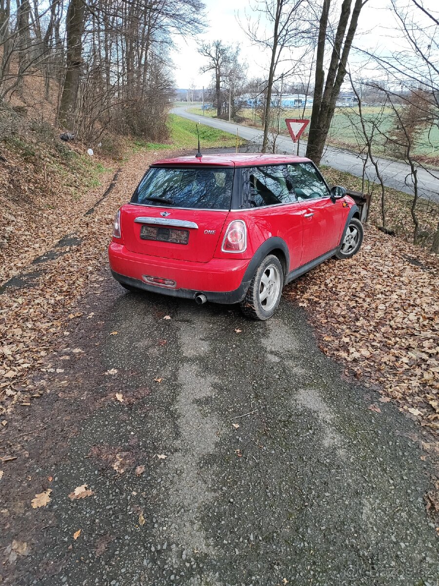 Mini Cooper R56 - 2