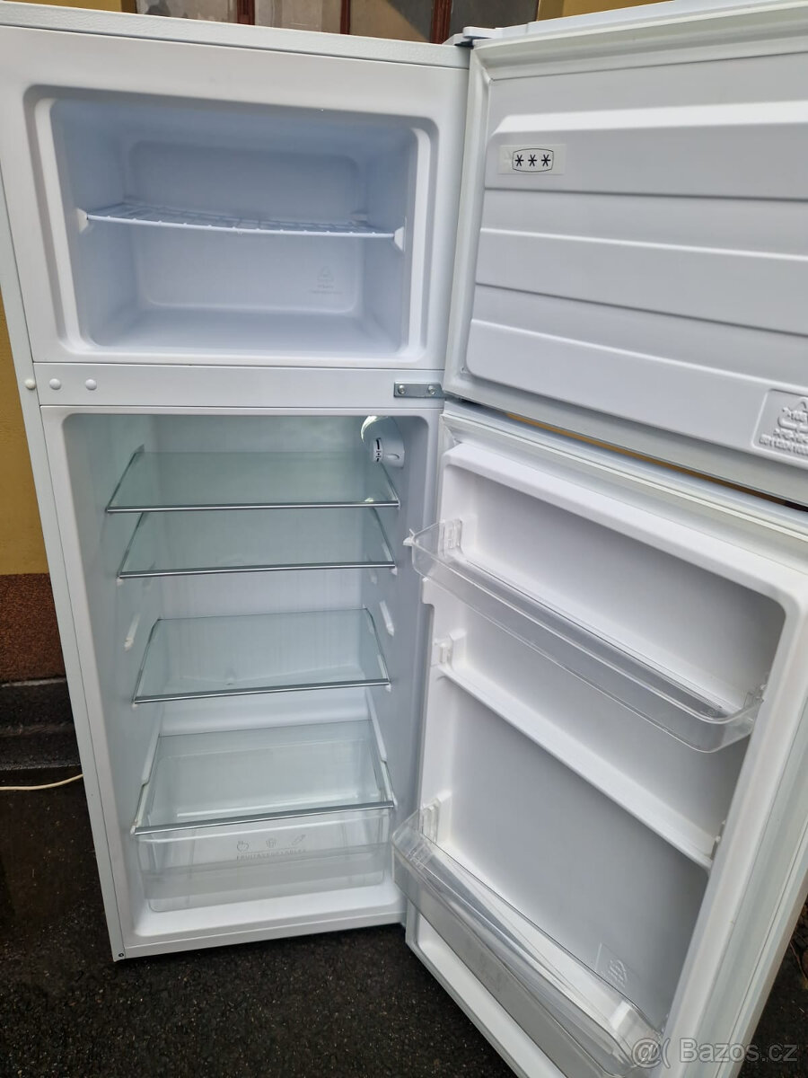 Lednice Philco s mrazakem - 2