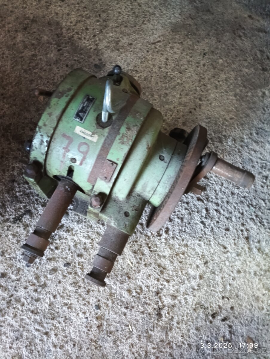 Dělička soustruhu - 2