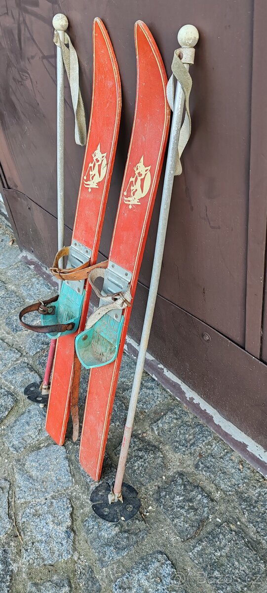 Staré dětské lyže - 2
