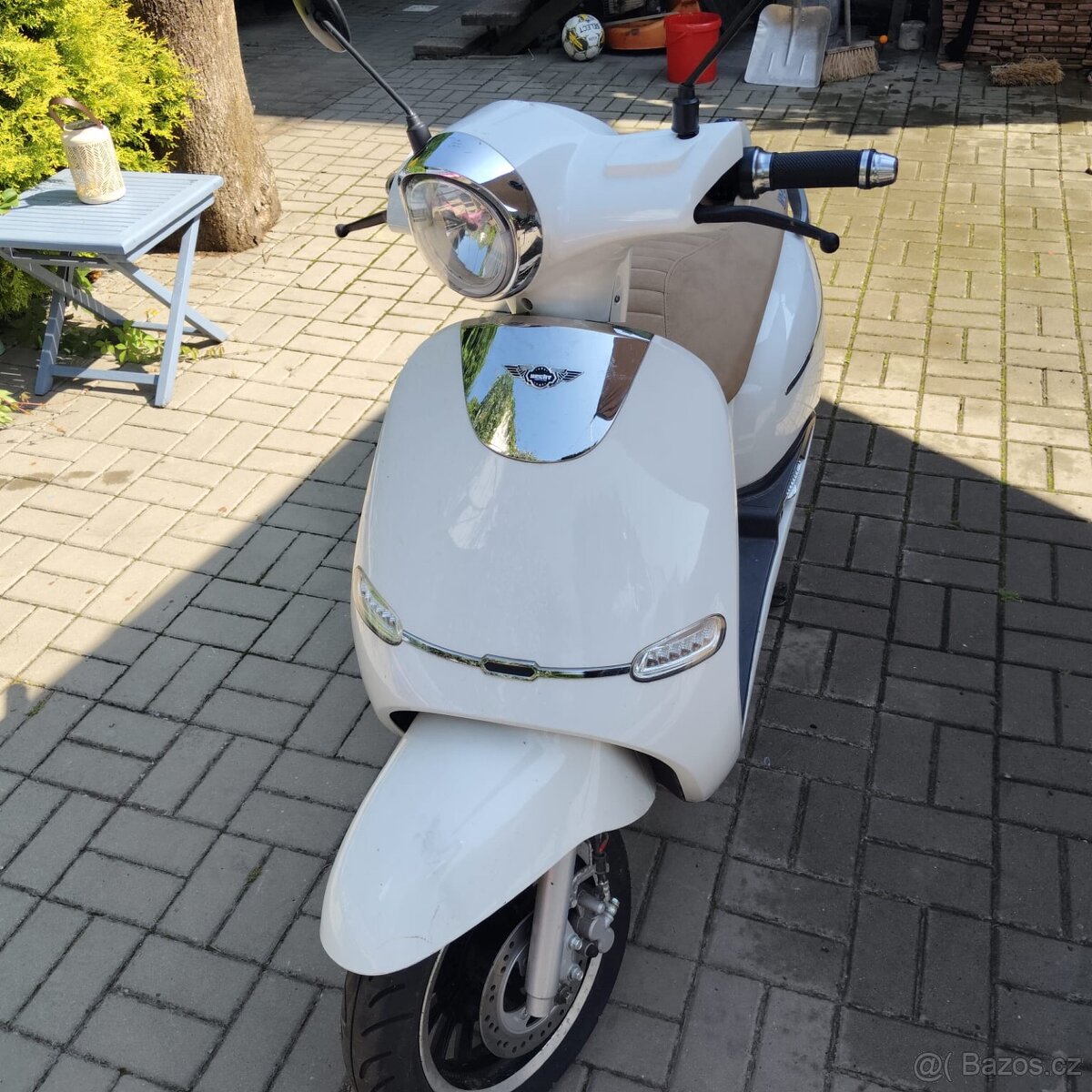 Skútr Cruise (hecht) - 2