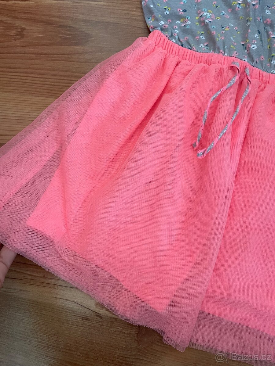 Dívčí tylové šatičky vel. 116 - 2