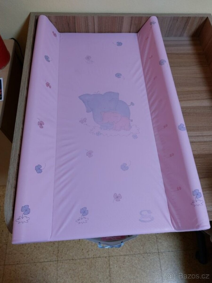 Přebalovací podložka / přebalovací pult - 2