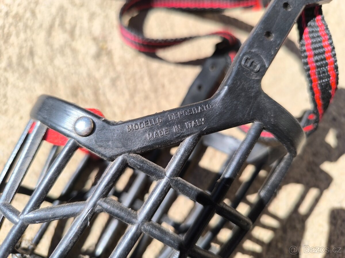 Prodám plastový náhubek - 2