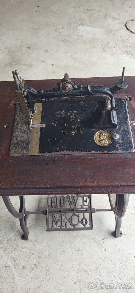 Šicí stroj ELIAS HOWE - 2
