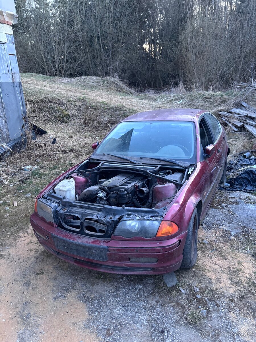 BMW E46 323i - 2