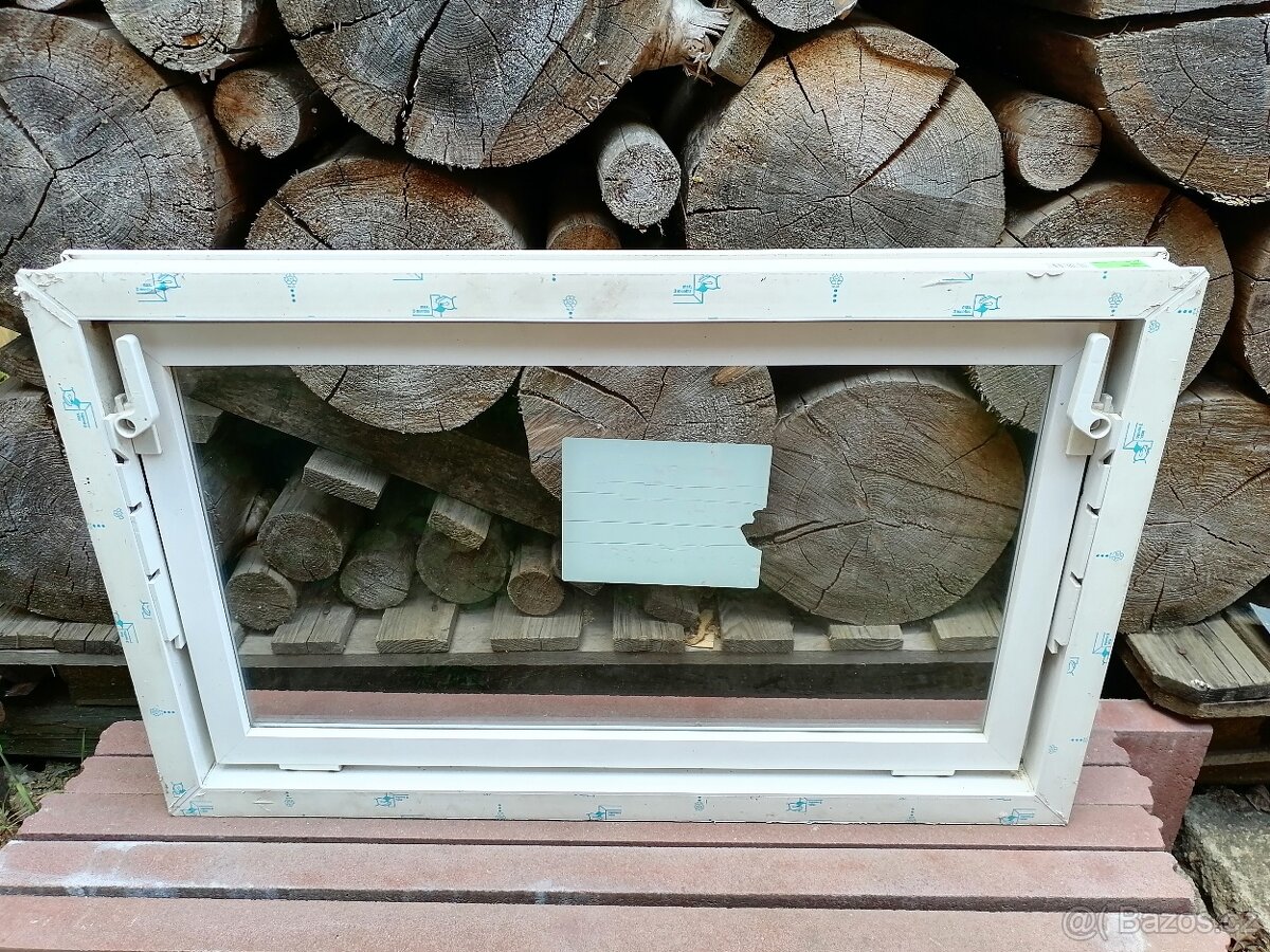 NOVÉ SKLEPNÍ PLASTOVÉ  OKNO - 2
