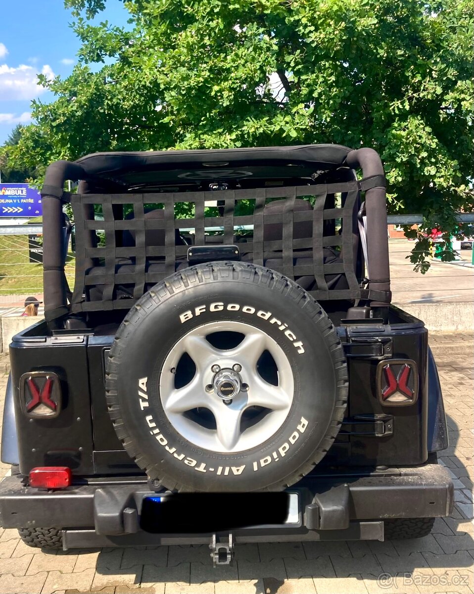 Jeep Wrangler 4.0L 6ti válec TJ 4X4 evropská verze