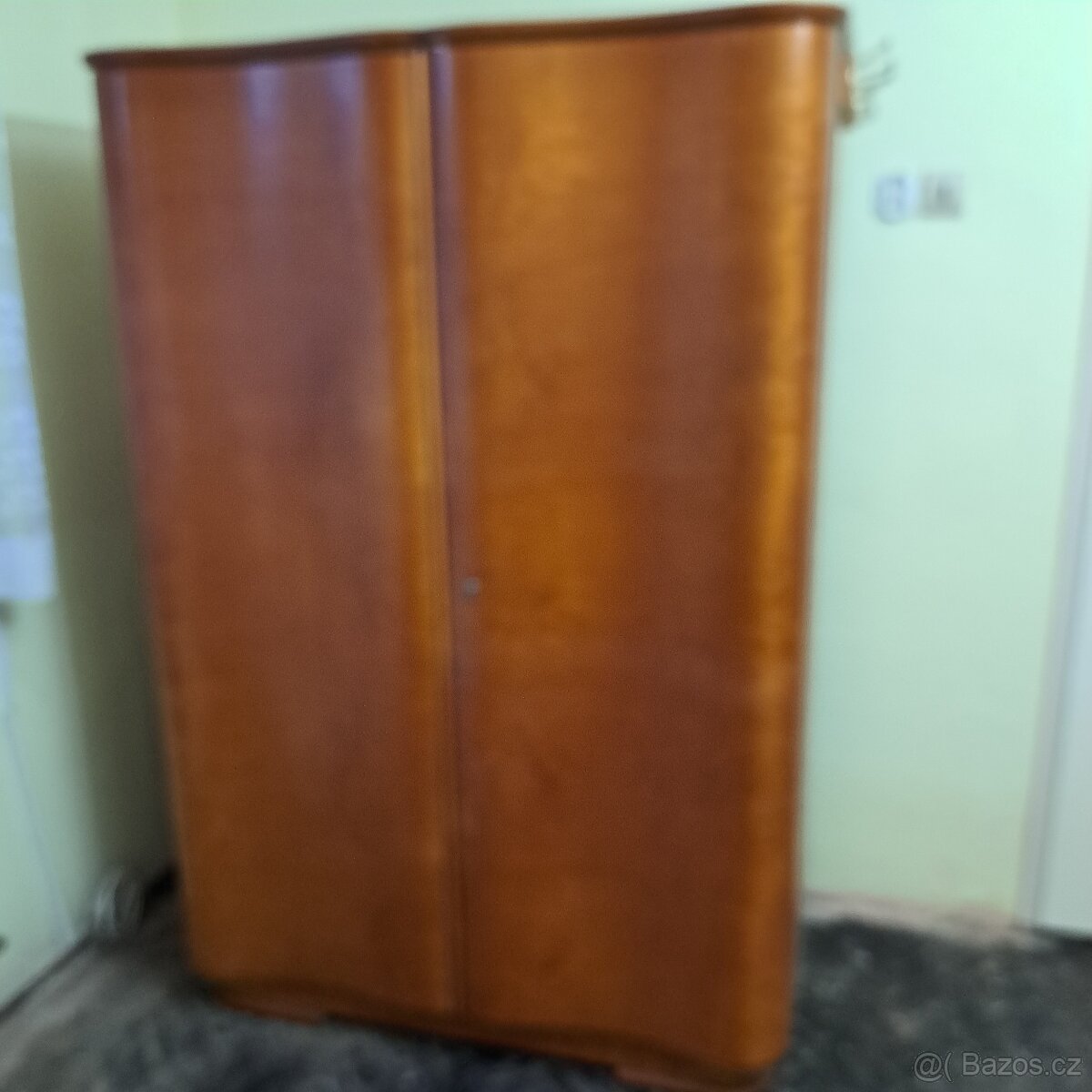 Dvoudílná a trojdílná skříň - 2