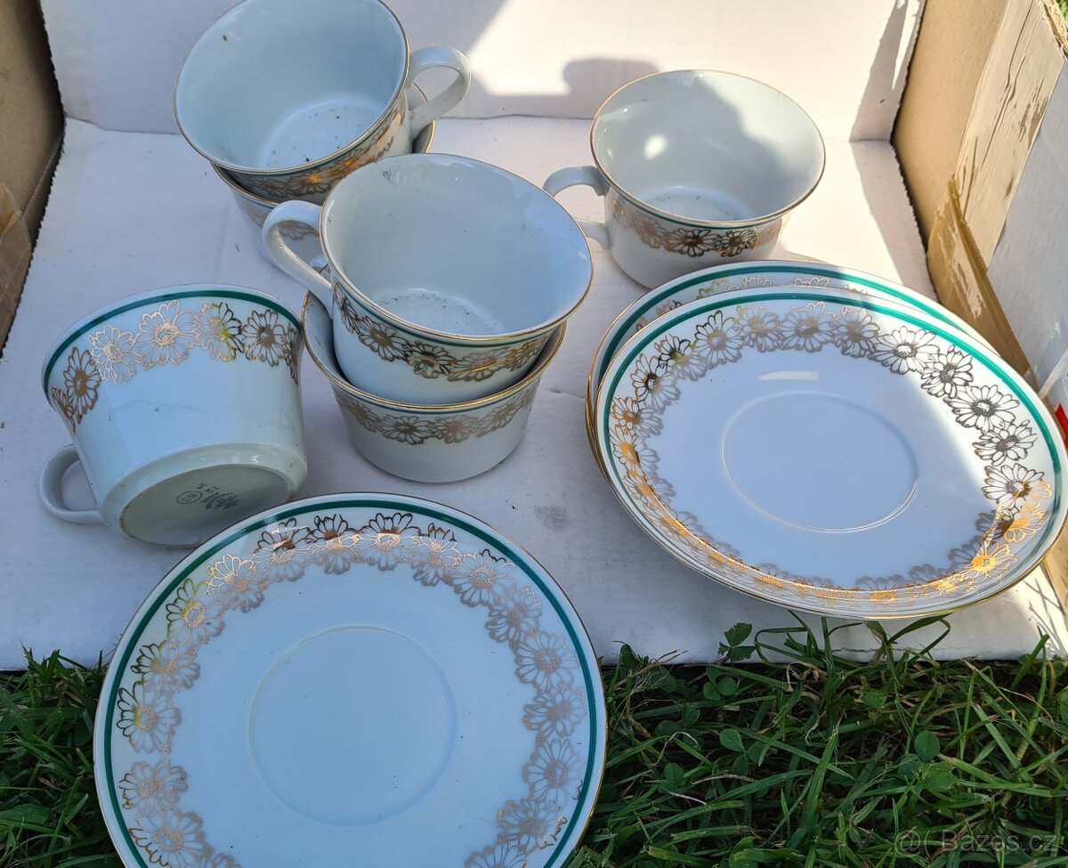 Hrnečky - set porcelán - 2