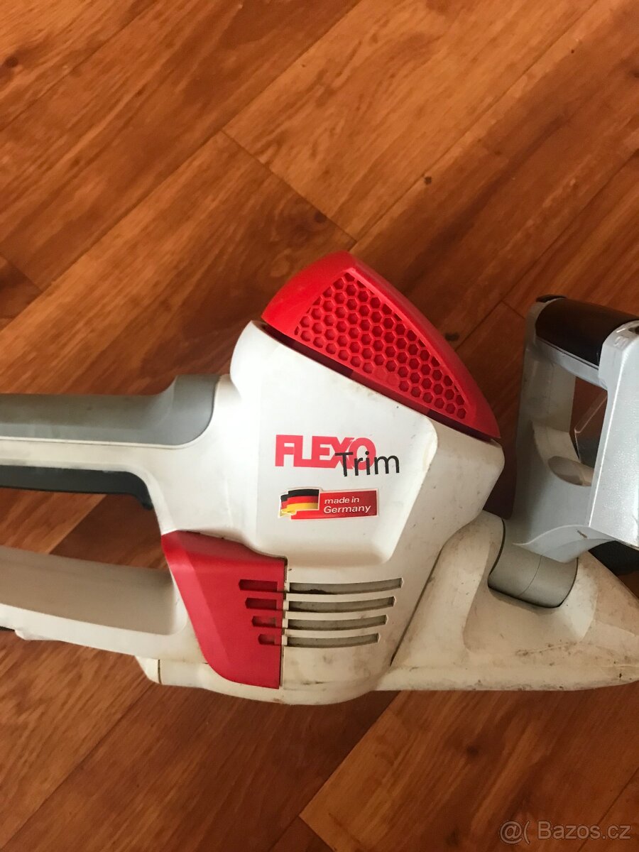 Elektrické nůžky na živý plot - 2