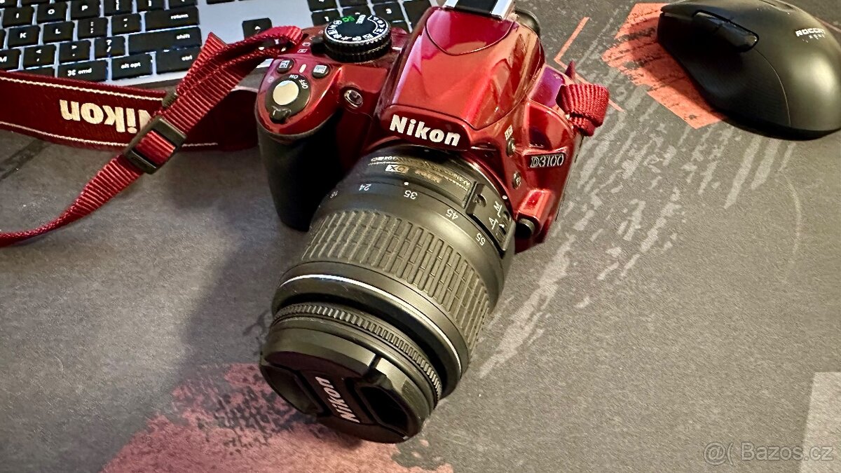 Nikon D3100 + brašna - 2