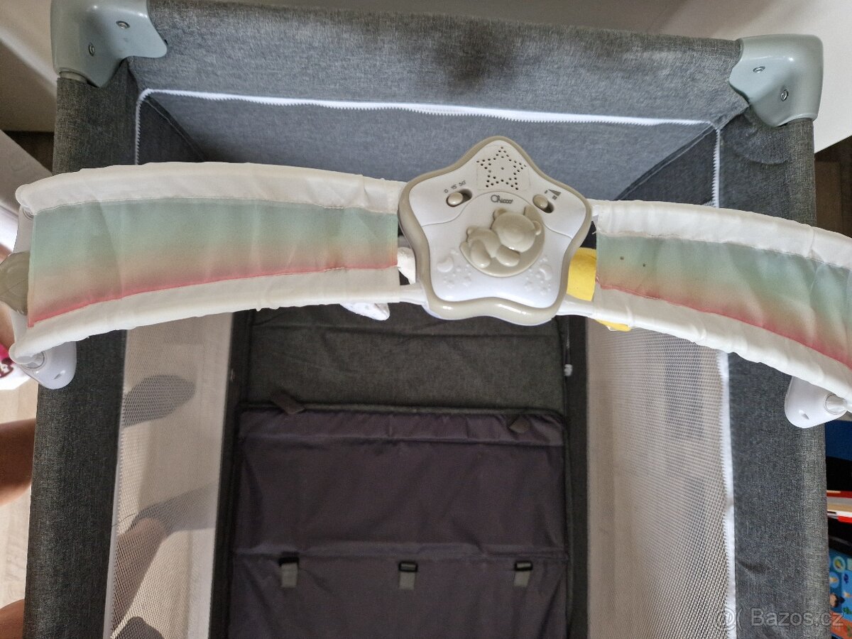 Zavesna hraci a svitici duha Chicco - 2