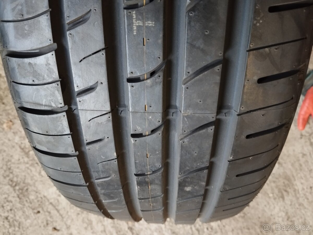 245/40/19 245/45/19 255/50/19 275/35/19 275/40/19 kusovka - 2