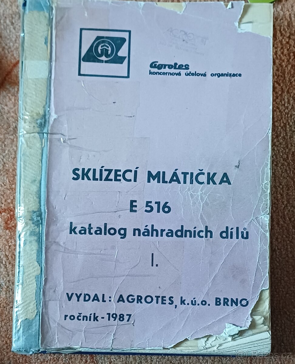 Prodám originální knihy k samojízdným kombajnům Fortschritt - 2