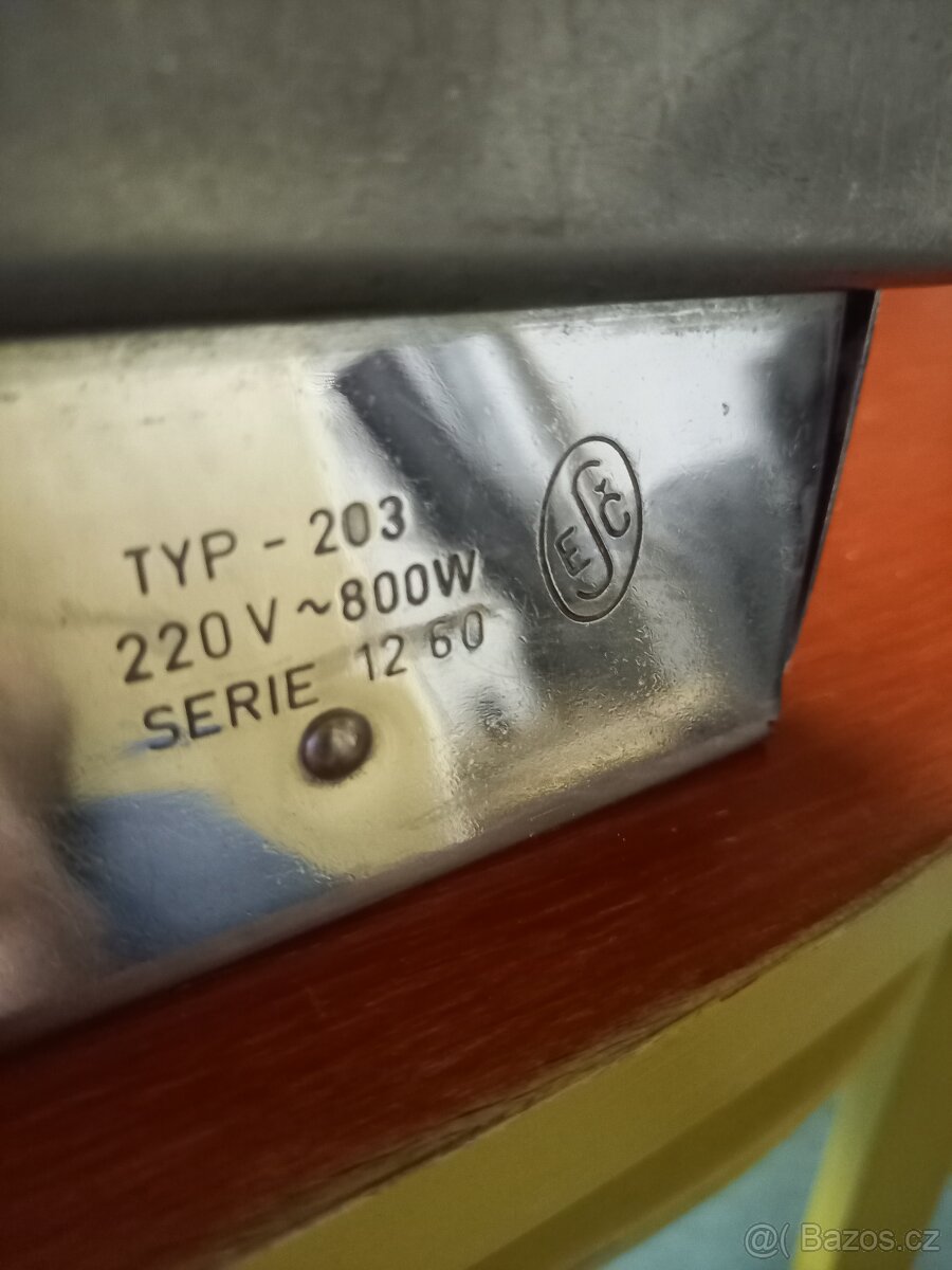 Retro žehlička - 2